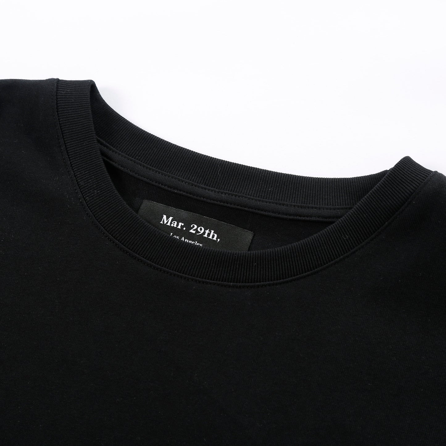 BASIC LOGO BLACK T-SHIRT